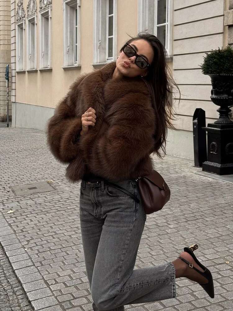 Faux Fur Women 2024 Plush Bury Bomber Jacket Solid Crop Long Sleeve Outerwears Warm Winter Coats Woman Casual Coat