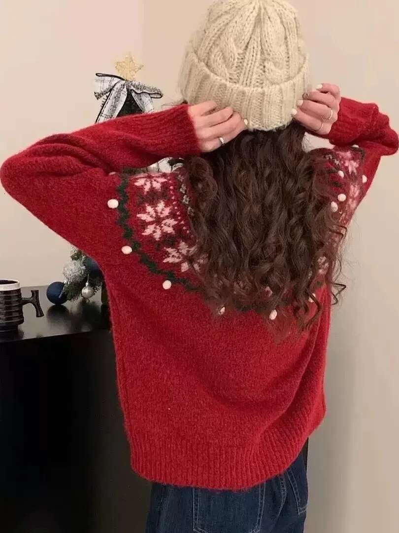 Retro Jacquard Christmas New Year Red Fair Isle Sweater For Women Loose Autumn And Winter Thickened Inner Knitted Top