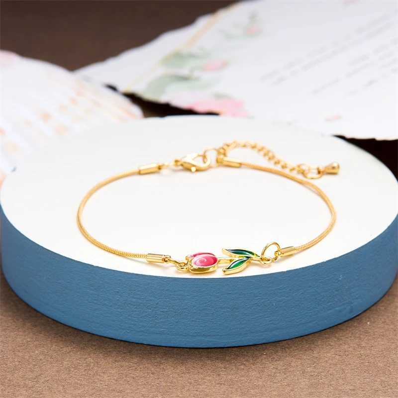 Jan Korea Elegant Tulip Rose Bracelet For Women Girls Sweet Colorful Flower Gold Color Metal Chain Bracelets Aesthetic JewelryXJ250109