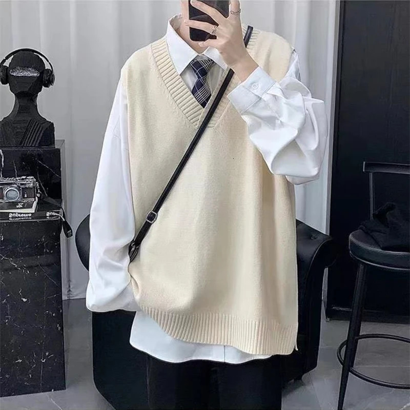 Vintage Autumn Winter Men V Neck Sweater Vest Knitted Harajuku Casual Oversized High Quality Matching Pullover Solid School Top 250107