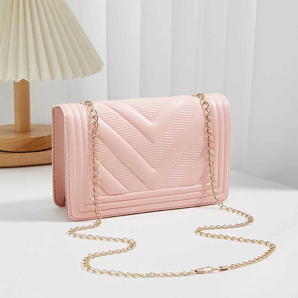 Womens PU Leather Crossbody Bags V-Shape Pattern Adjustable Chain Shoulder Bags Fi Handbag Female Solid Color Square BagXJ250108