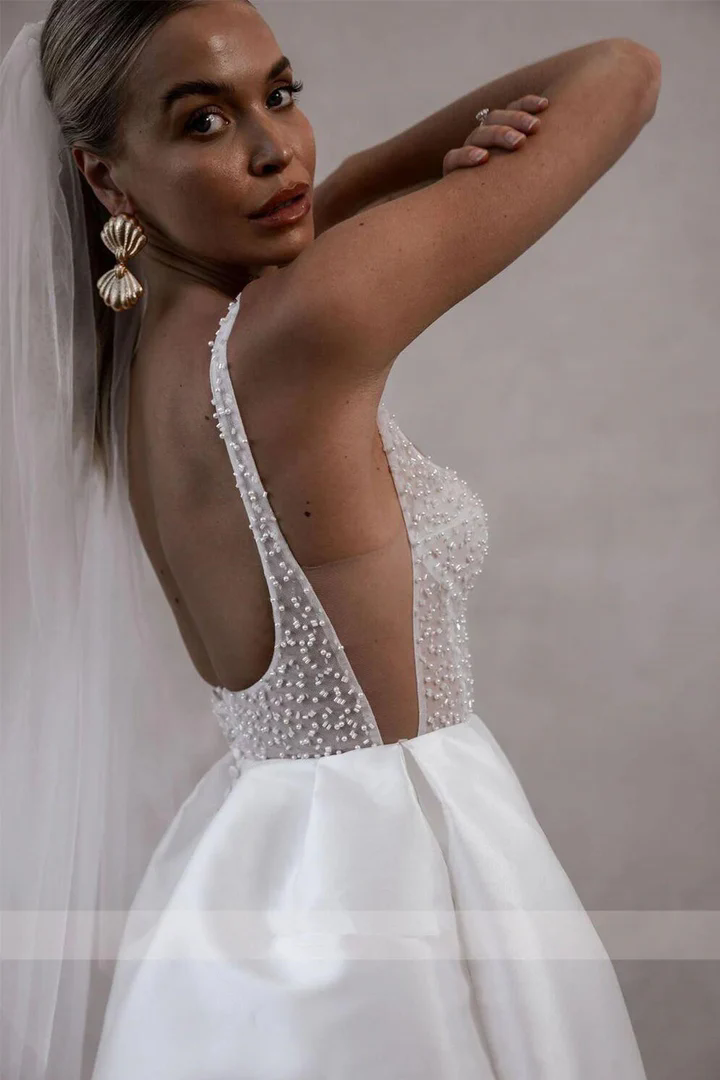 Elegant Beading Short Wedding Dress Women V Neck Pleat Sleeveless Backless Sequins Simple Bridal Gown Above Knee Vestido De Noiva