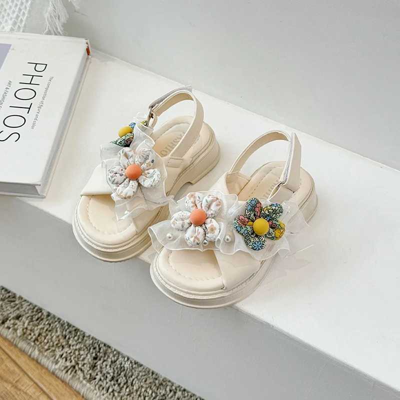 Girl 2024 Summer New Sandals Big Kids Soft Bottom Cross Beach Shoes Baby Princess Flower Childrens Shoes W250108