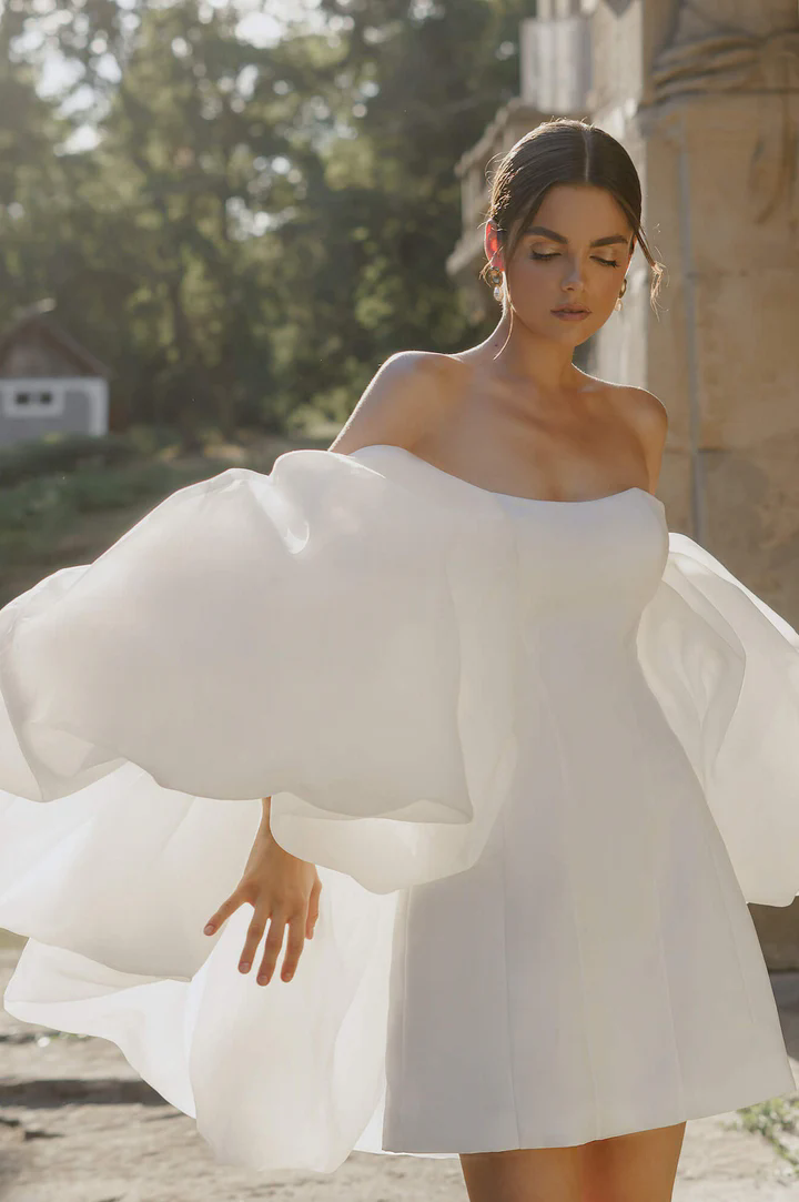 Princess Off the Shoulder Sheath Mini Wedding Dresses for Women White Short Organza Brides Strapless Bridal Gown Vestido De Noiva Customized