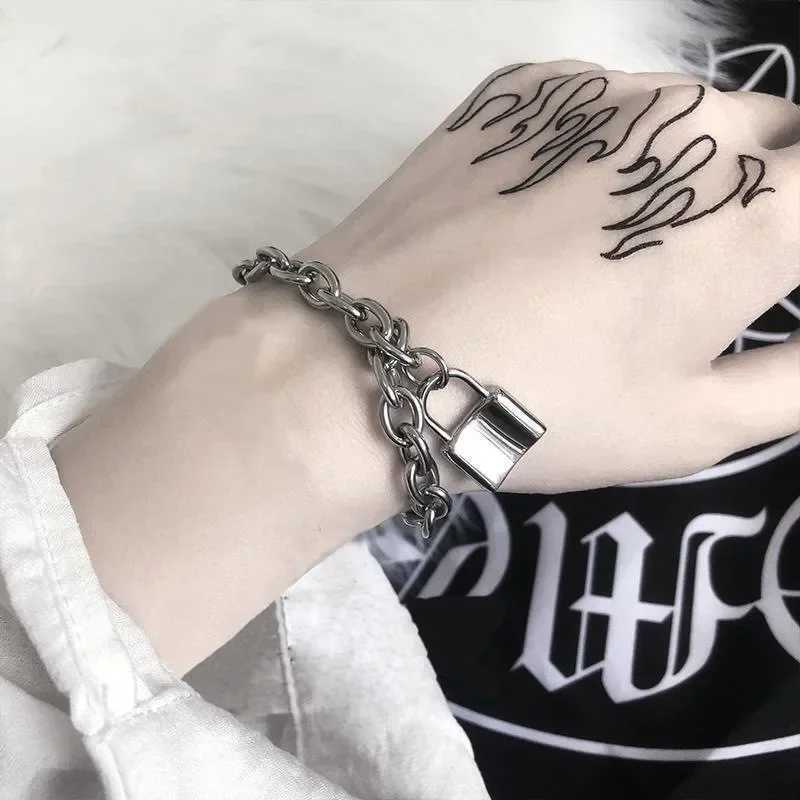 Punk Stainelss Steel Lock Pendant Bracelet Wristband Chunky Link Chain Gothic Lock Bangles for Women Men Fashion Jewelry S485XJ250109