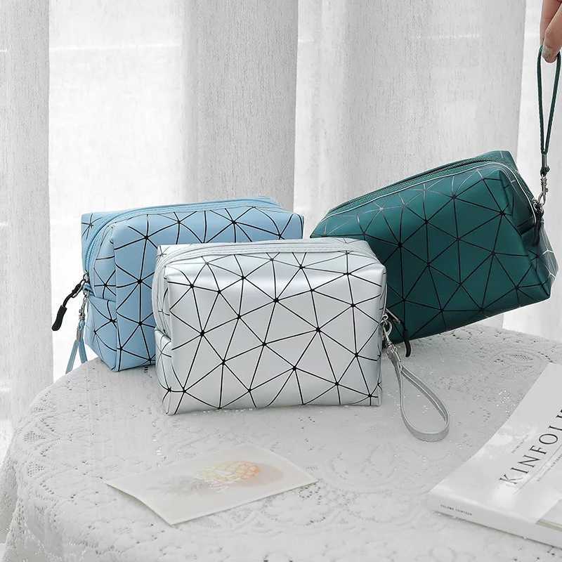 PU Fashion Womens Toilet Bag Korean Cosmetics Storage Organizer Laundry Bag Womens Travel Cosmetics Shell Bag W250109