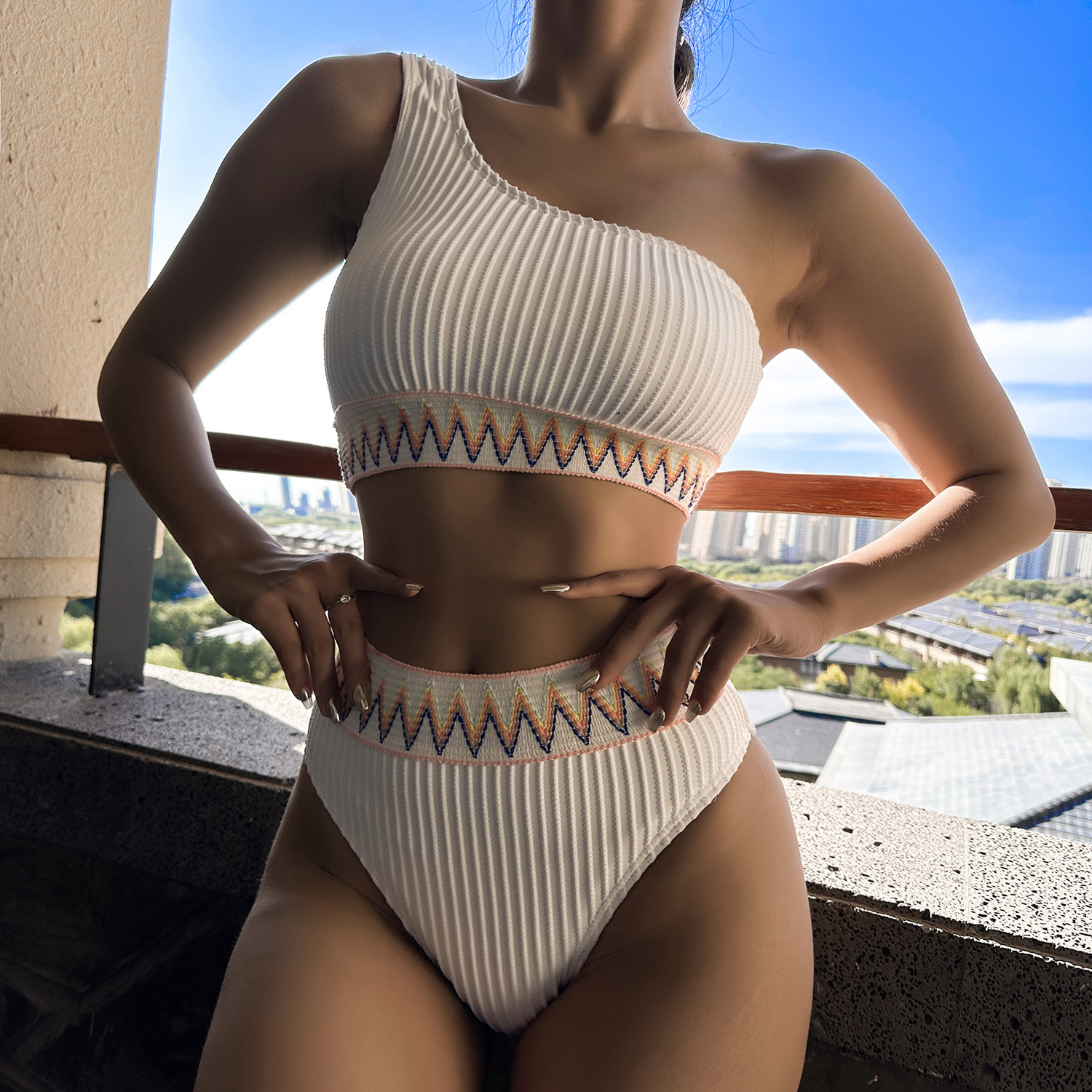 2025 New Sexy Solid Sexy Beach Bikini Designer Swimsuit Color Split Bikini Swimsuit