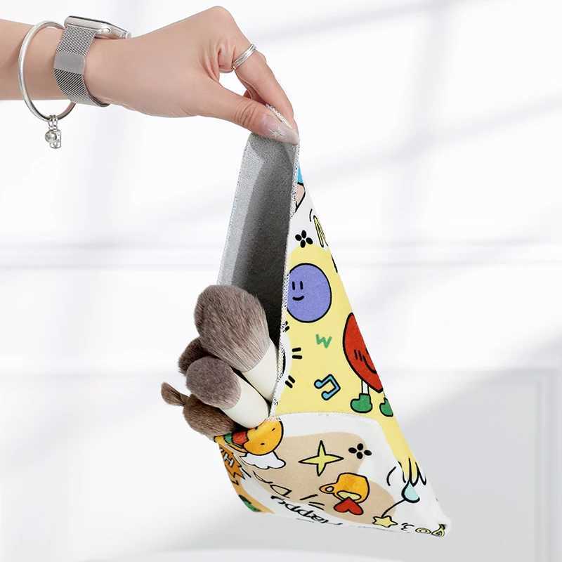 Magic Cloth Makeup Bag Camera Lens Packaging Cloth Portable Patch Bag Self Adhesive Tissue Storage Bag W250109