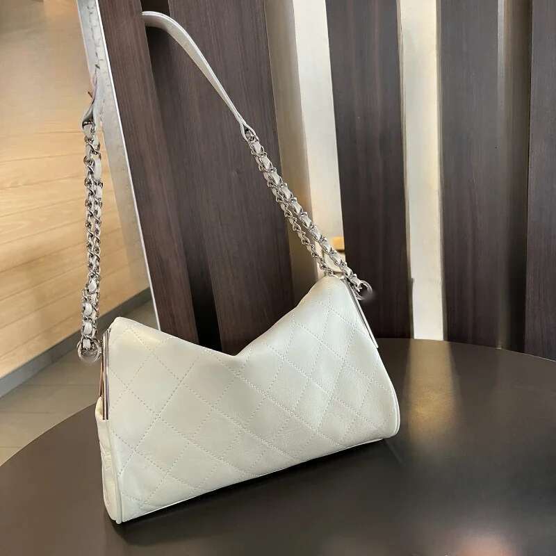 2025 New Sheepskin Genuine Leather Women's Fashion Commuter Pure Colour Armpit Single Shoulder Bags Crossbody