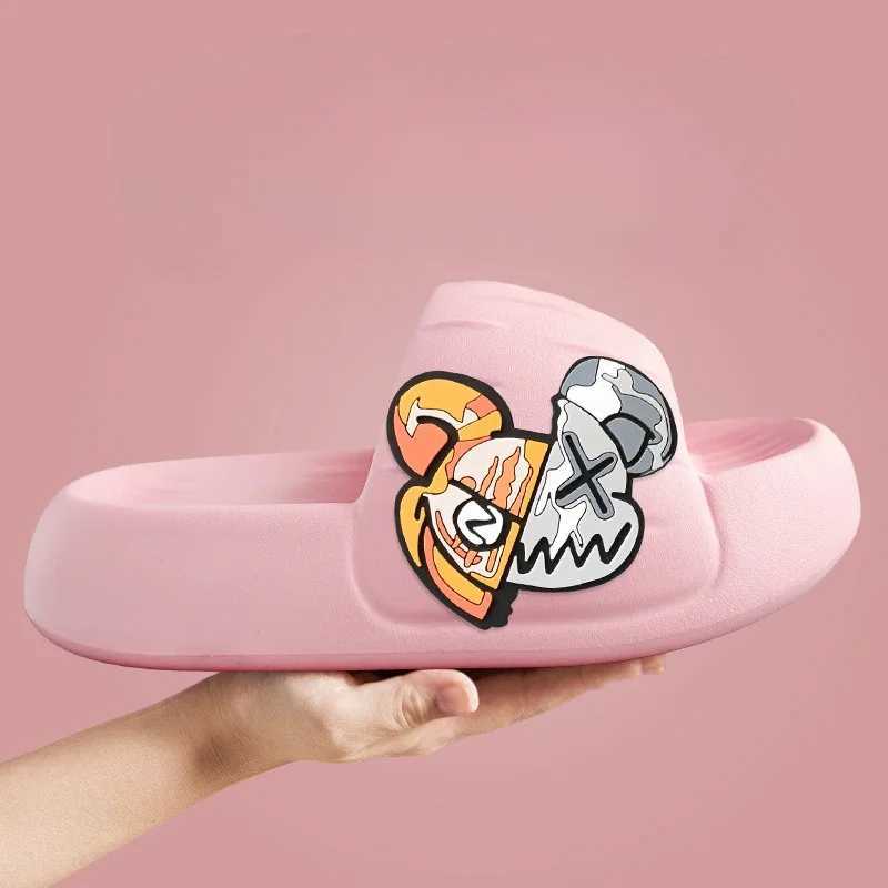 New Arrival Thick soled mens slippers bathroom beach indoor sandals summer womens sandals T250108