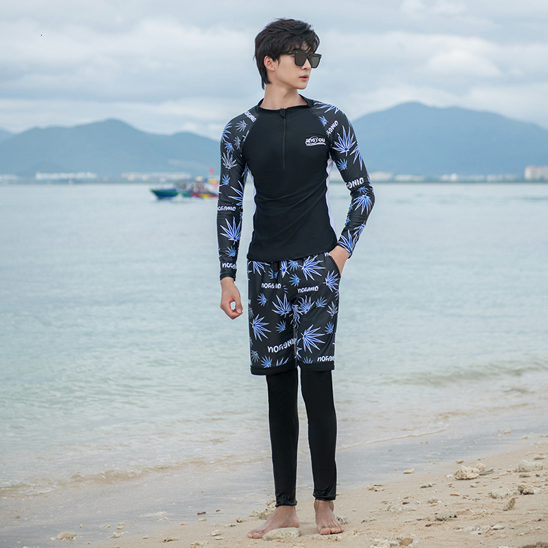 2025 New Couple Digital Printed Small Fresh Snorkeling and Surfing wetsuit Designer Summer Swimsuit Trendy Beach Swimsuit