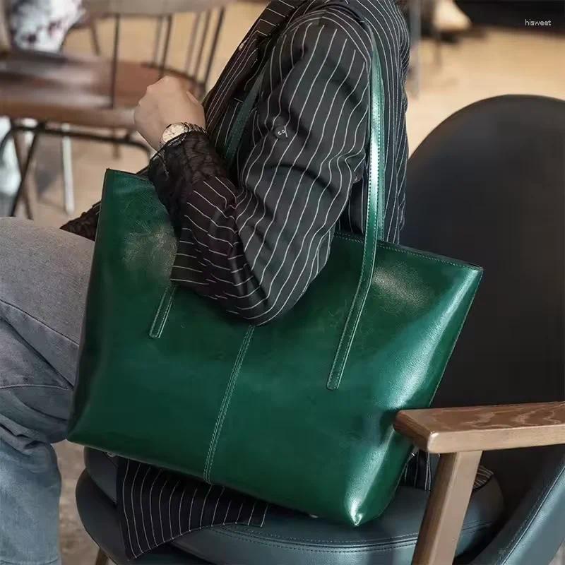 Designer Bag Designer Tote Style Shoulder Bag Durable Genuine Leather Laptop Backpack for Professional Workwear Collection