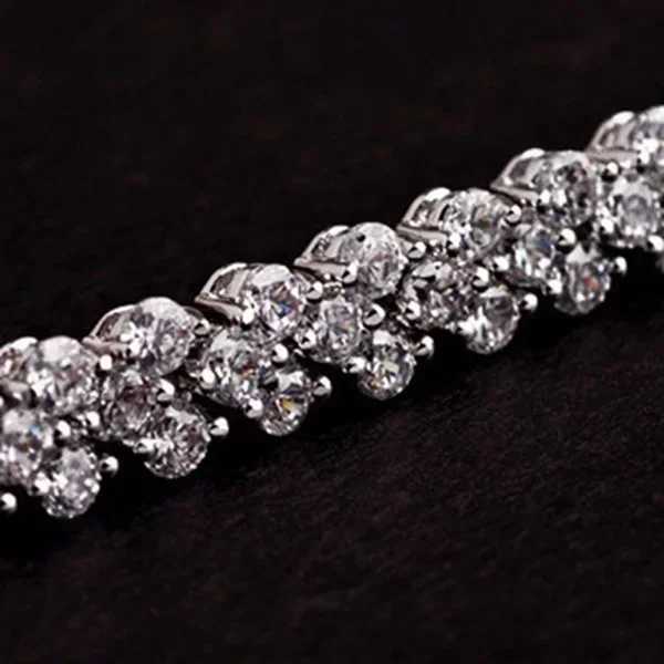 Delysia King 3 Color Women FashionZircon Inlaid Heart BraceletXJ250109