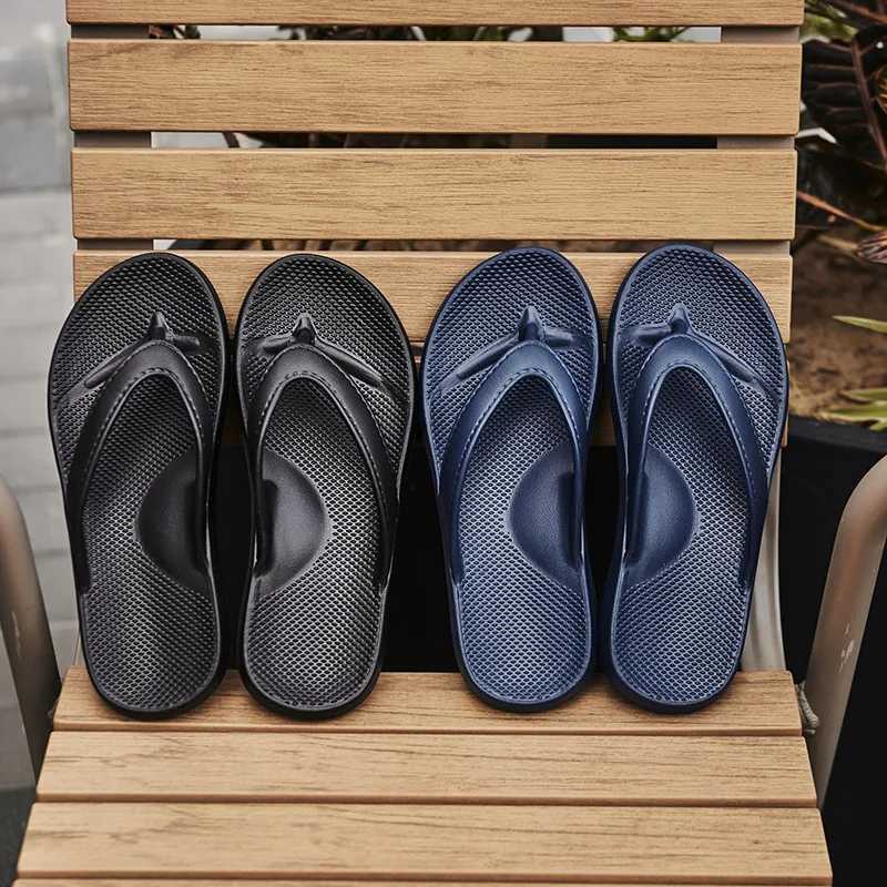 New Arrival Summer Cool Womens Flip Super Lightweight Outdoor Soft sole Non slip Casual Womens Slippers Couple EVA Flat Shoes T250108