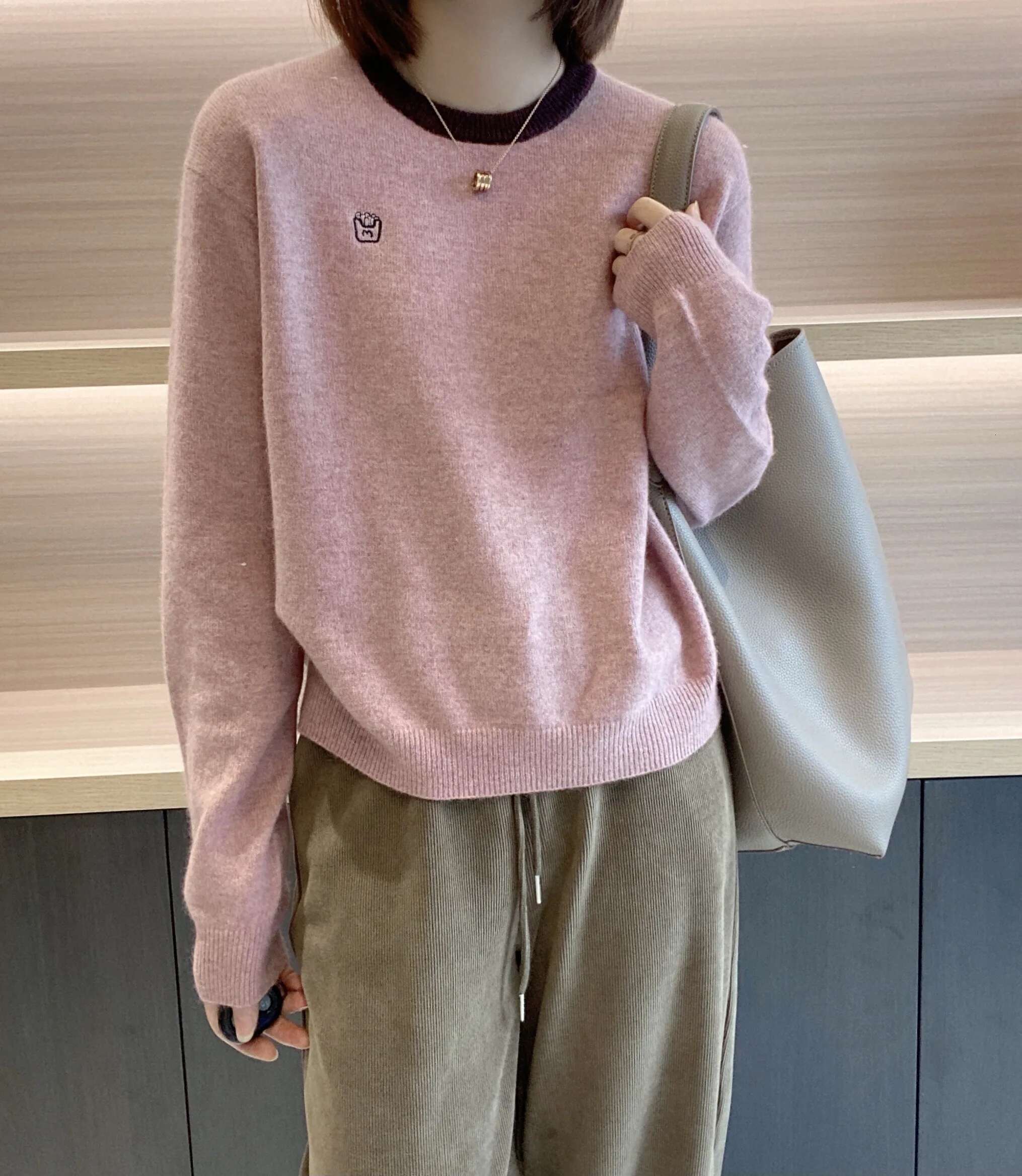 Women's Round Neck Knitted Sweater 100% Pure Wool Multi Colored Embroidered Easy Fit Spring Autumn 2025 Edition