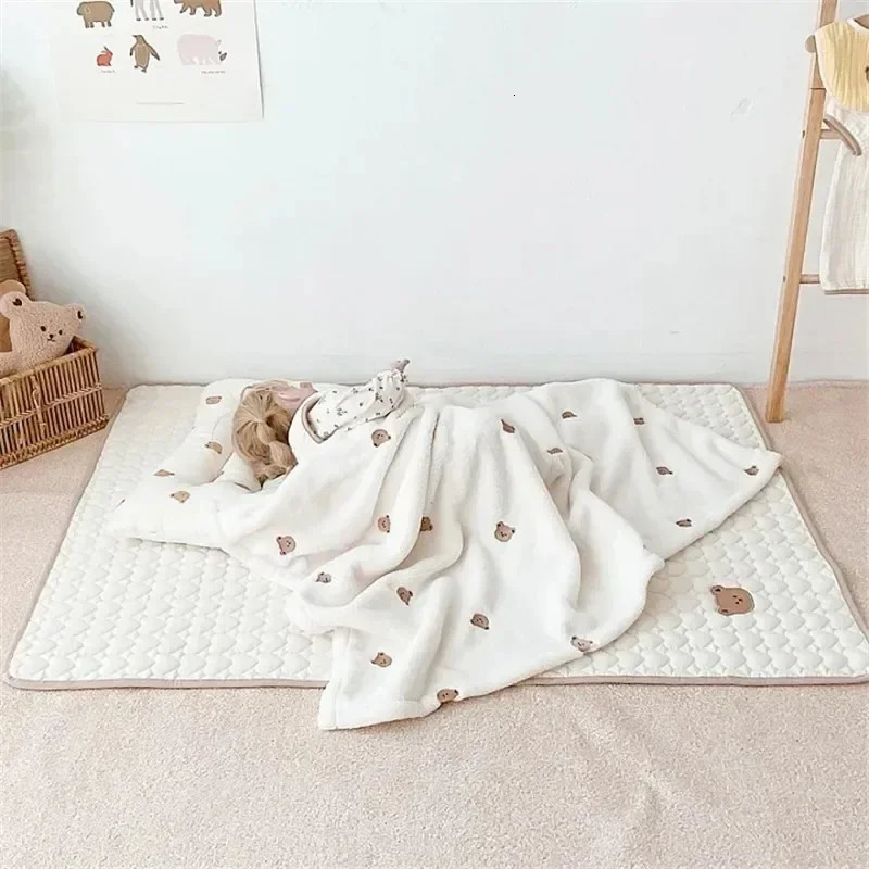 Cotton Bed Sheet Multi functional Childrens Mattress Little Bear Baby Urinary Mat Baby Waterproof Washable 250109