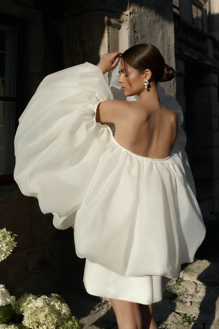 Princess Off the Shoulder Sheath Mini Wedding Dresses for Women White Short Organza Brides Strapless Bridal Gown Vestido De Noiva Customized