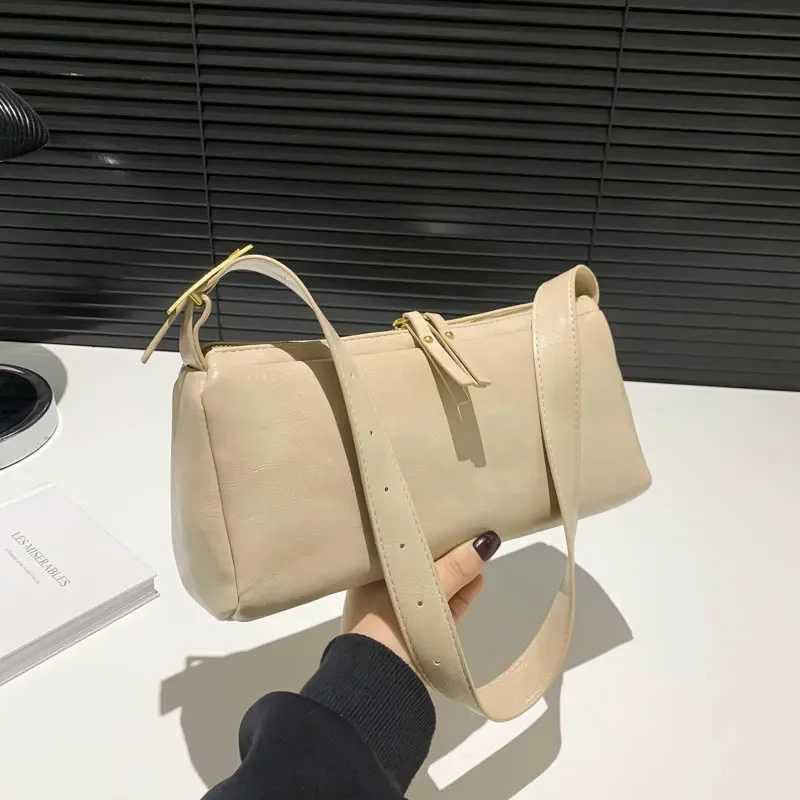 Casual Fi Solid PU Shoulder Bags Zipper Simple Versatile High Quality Large Capacity Crossbody Bags for Women 2025 Hot SaleXJ250108
