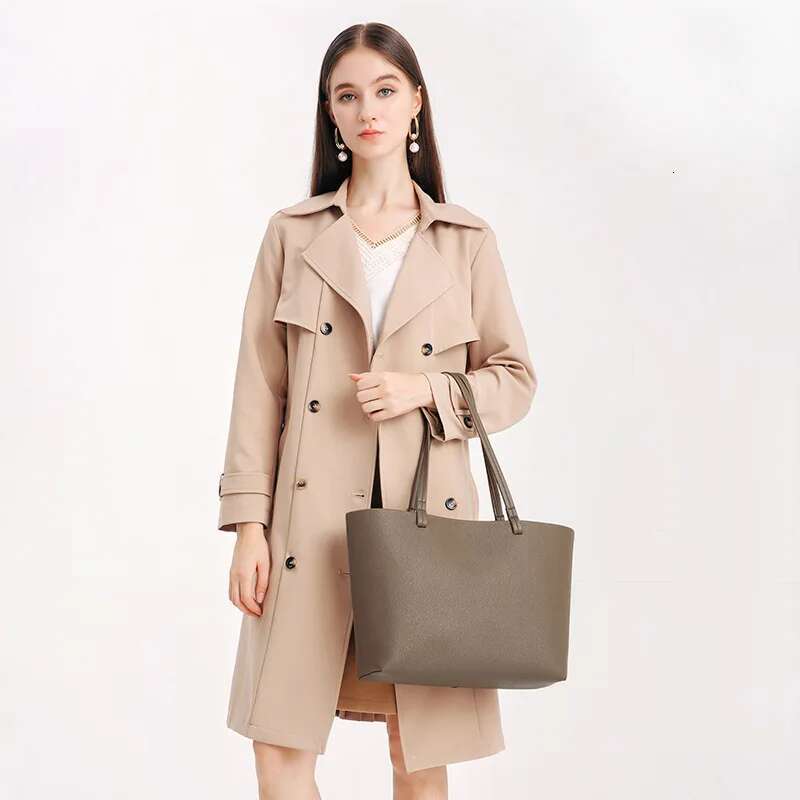 Alirattan New Trend Genuine Leather Bags For Women 2025 Designer Fashion Lady Cowhide Shoulder Casual Shopping Tote Bag