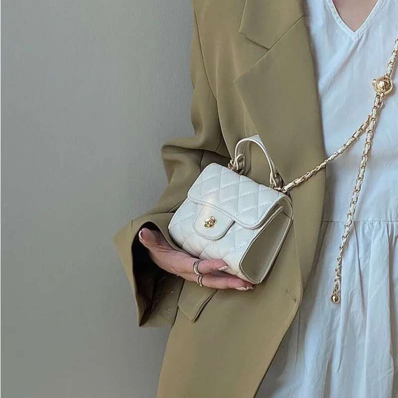 New Fashion Female Shoulder Fragrant Wind Rhombic Lattice Chain Women's Leisure Versatile Small Crossbody Bags