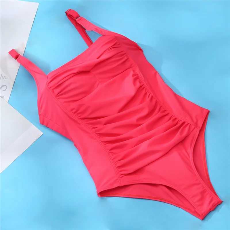 Sexy Slim Fit One Piece Large Size Swimwear Push Up Women Plus Size Swimsuit Closed Bodysuit Fa Bathing Suit Pool BeachwearXJ240108