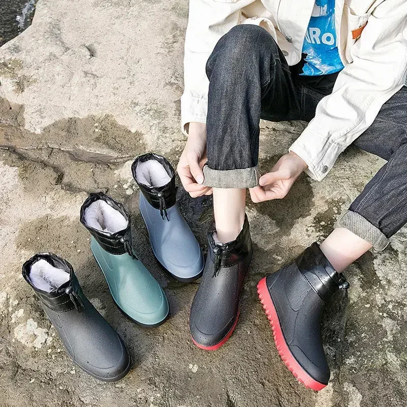 Ankle Cooking Male Shoes Chef Kitchen Low Short Mens Rain Boots Pvc Gum Waterproof Resistant Wide Toes Fashion Work Adult 250106