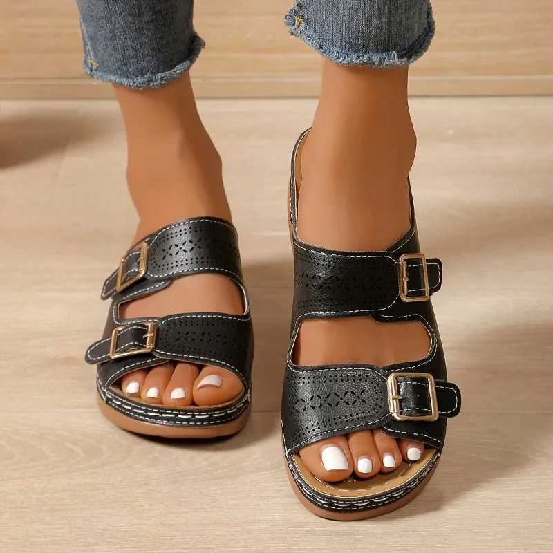 New Arrival Summer Fashion Womens Wedge Slide Advanced Orthopedic Open Toe Womens Anti Slip Platform Retro Slide Womens T250108