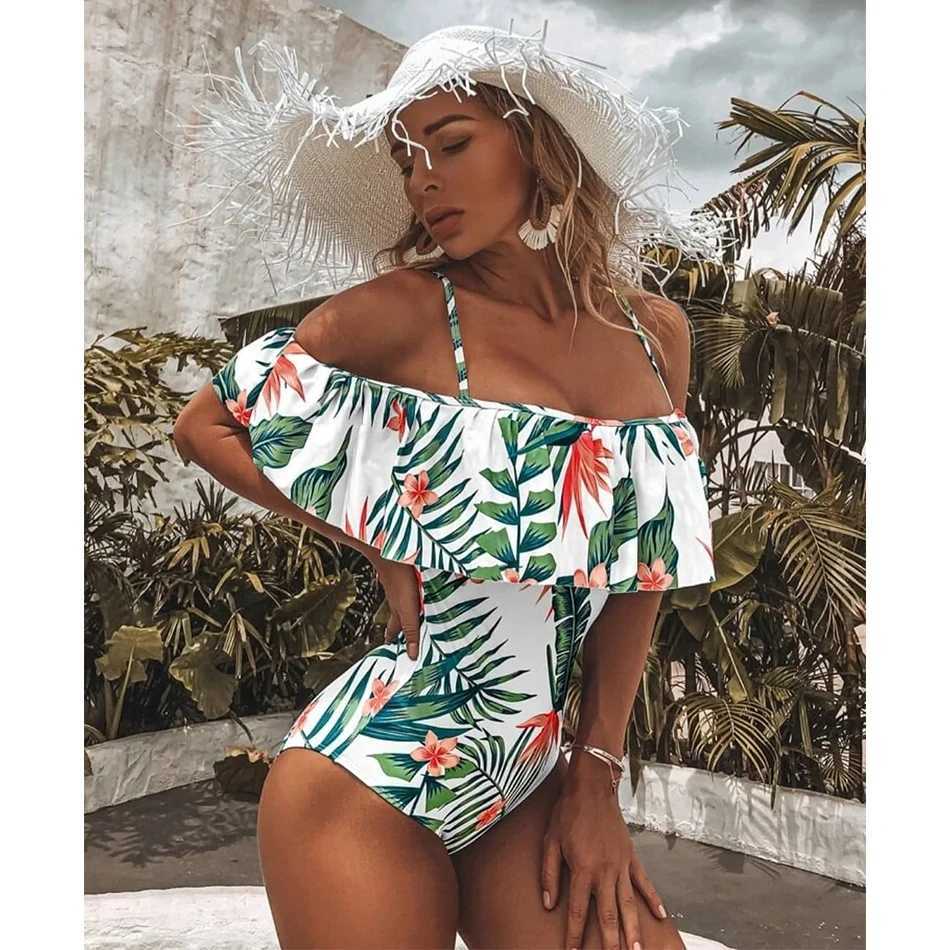 2023 Sexy One Piece Swimsuit ic Off Shoulder Women Swimwear Ruff Monokini Retro Black Bodysuit Vintage Bathing Suit GirlsXJ240108