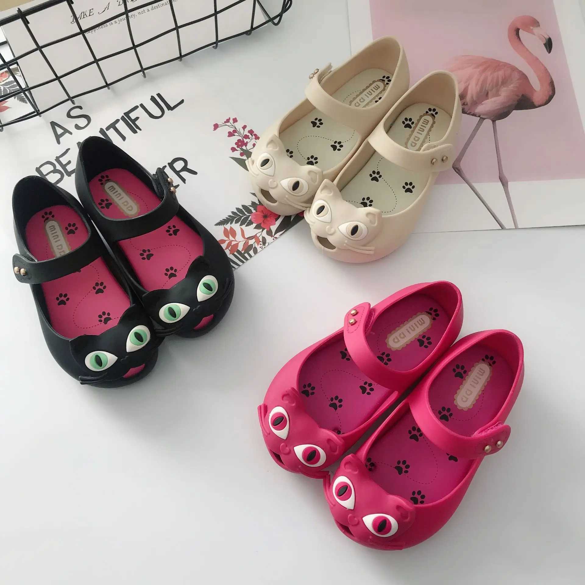 New girl princess shoes childrens cat jelly shoes childrens mini DD cute cat flat sandals comfortable sandals DD004 W250108