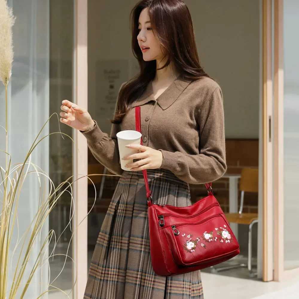Large Capacity PU Leather Shoulder Bag for Women Zipper Multi-layer Handbag Messenger Crossbody Bag Elegant Ladies Hand BagsXJ250108