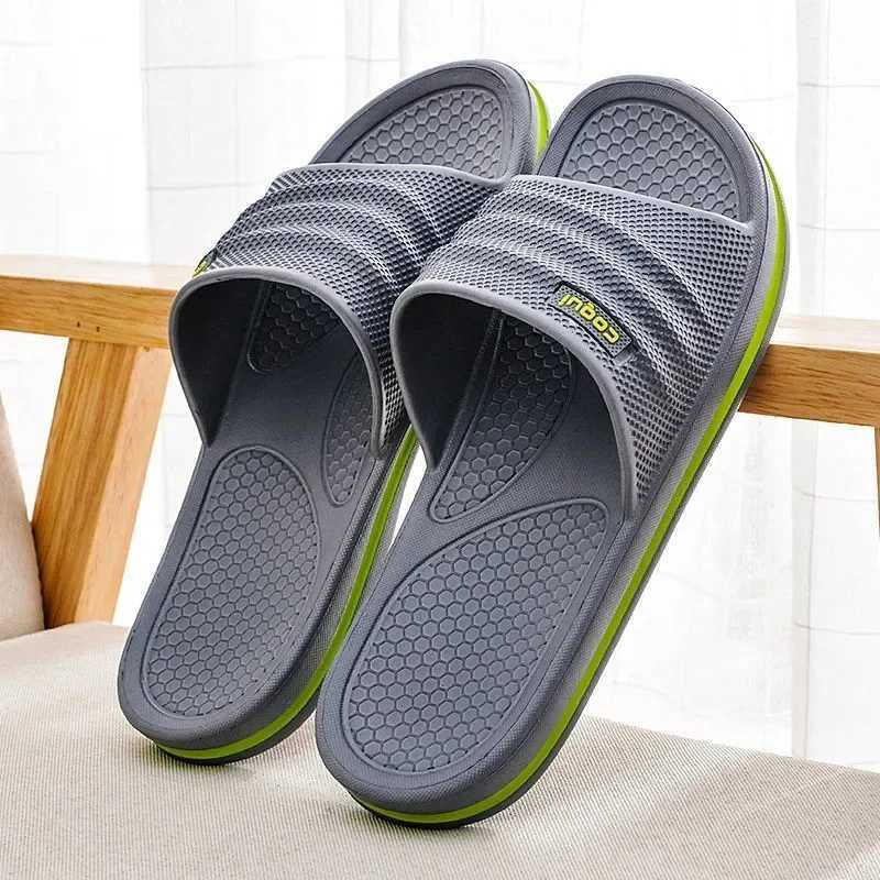 New Arrival Mens EVA non slip bathroom slippers are soft and comfortable for home use. Summer slippers are suitable for indoor bathroom use T250108