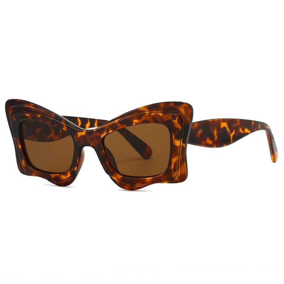 Super large square sunglasses for mens new luxury brand fashionable cat eye sunglasses with UV400 large frame outdoor glasses W250109
