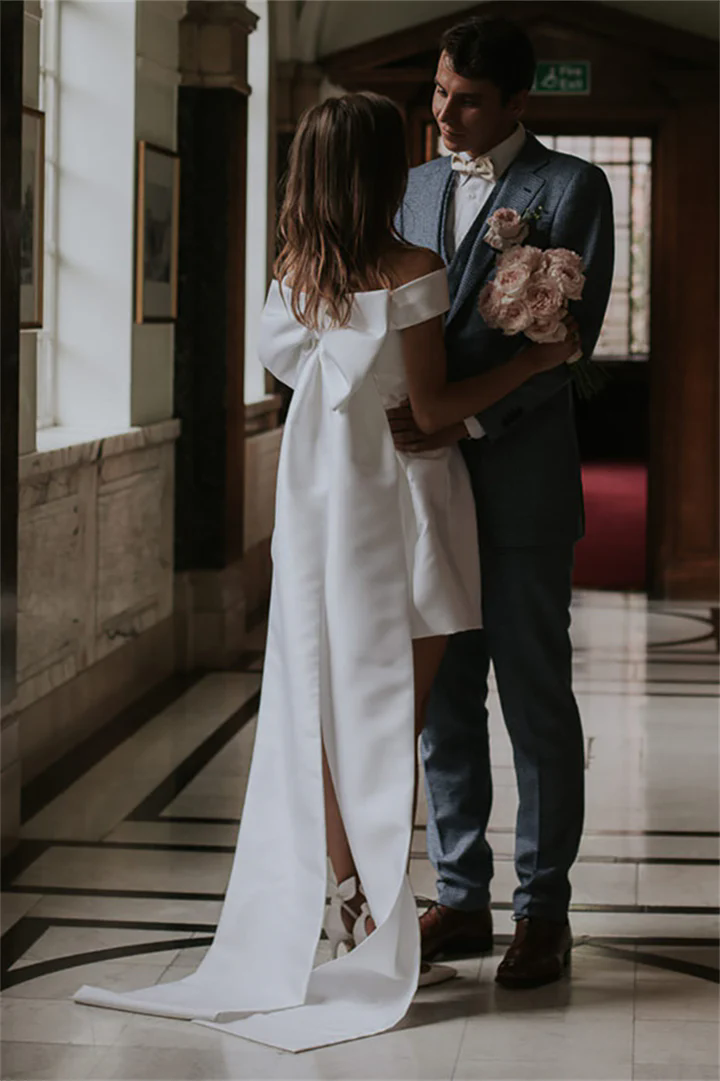 Customized Exquisite Satin Wedding Dresses Short Bridal Gowns Mini Length Brides Dress Robe de mariee Short Sleeves