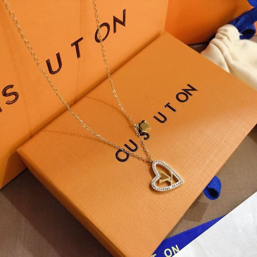 Pendant necklaces designer necklace jewelry Fashion clover necklace Charm Rose Gold Silver Plated Agate Pendant for Women moissanite chain