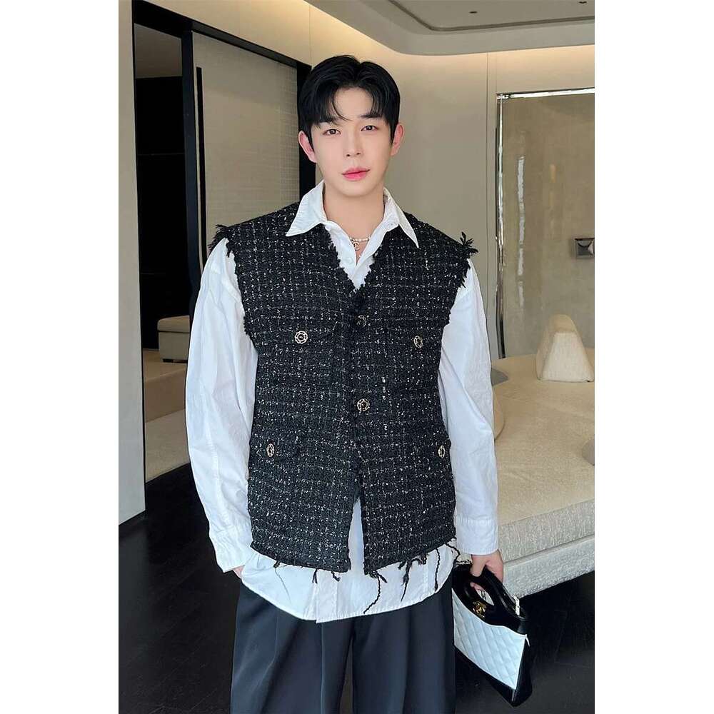 Korean Style Coarse Tweed Vest Coat Trend Men Knit Burrs Casual Tank Tops Fashion Male Versatile Elgance Clothing