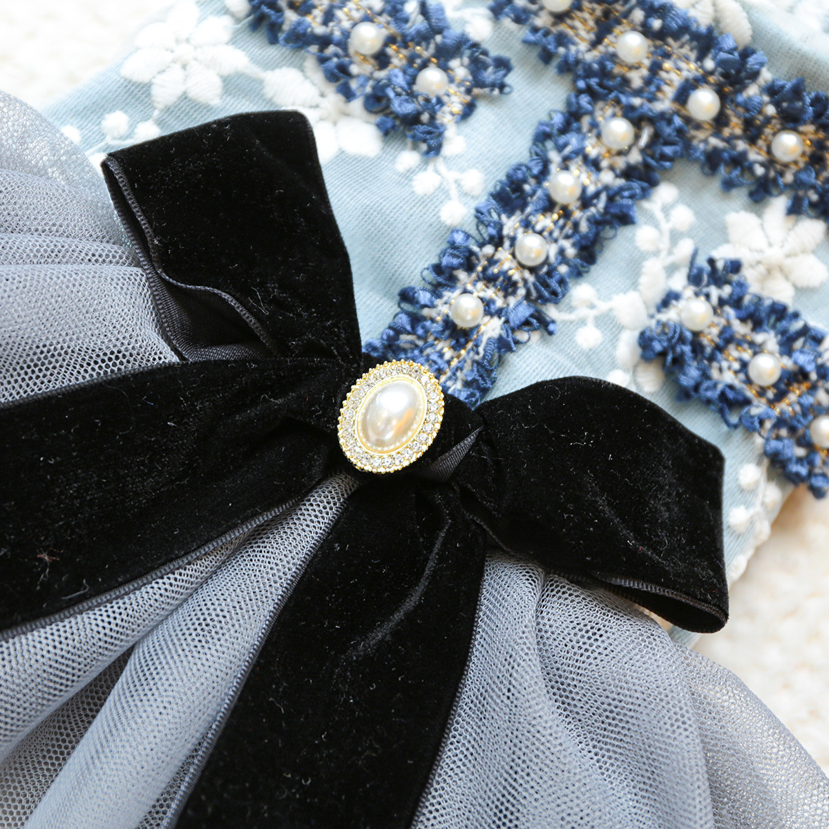 Pet Clothing Cat Autumn/Winter Grey Blue Fragrant Skirt Dress Wedding Dress Suitable for Small and Medium sized Dogs