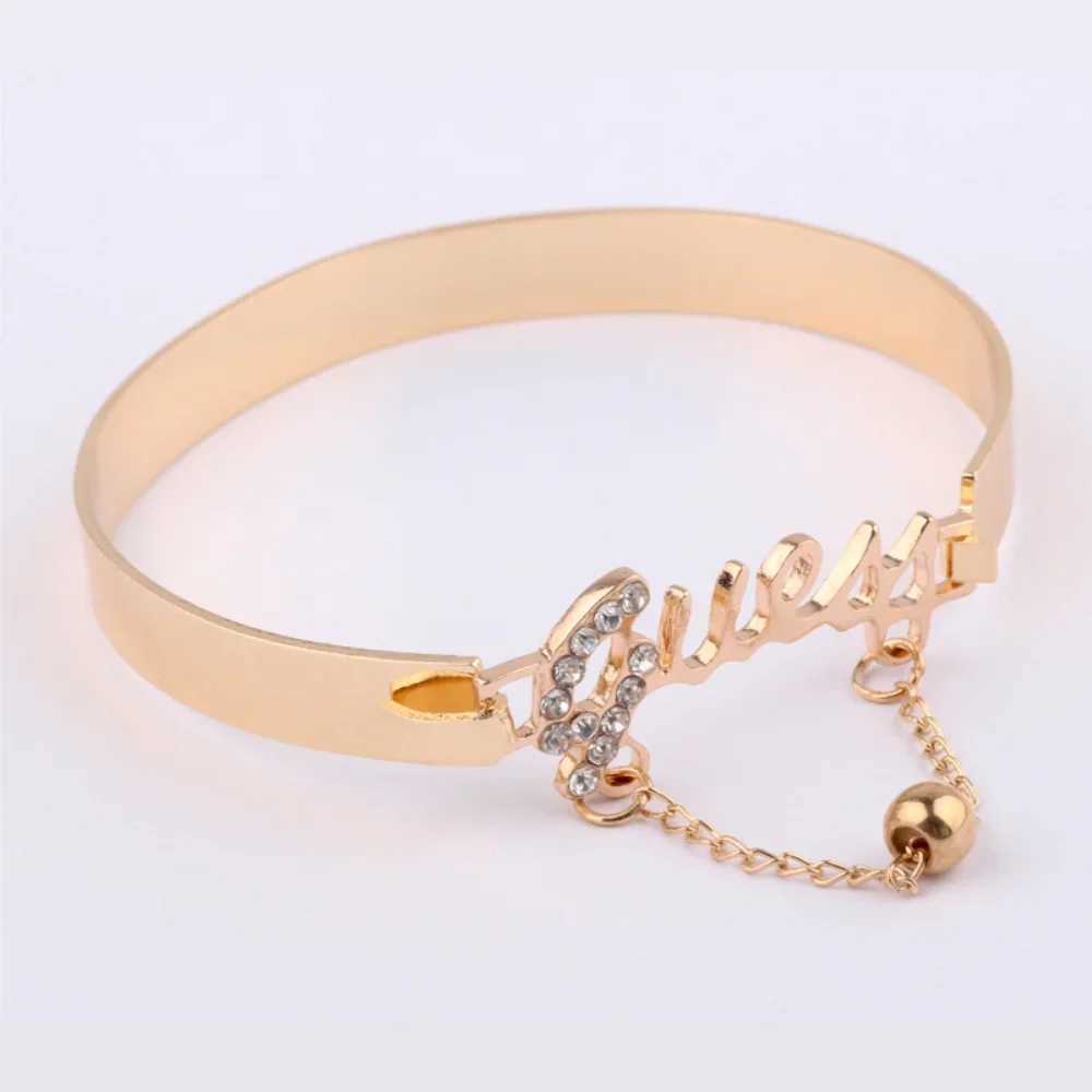 Womens Metal Bracelet Letter Alloy Band Crystal Pendant Hot Selling Jewelry Fashion JewelryXJ250109