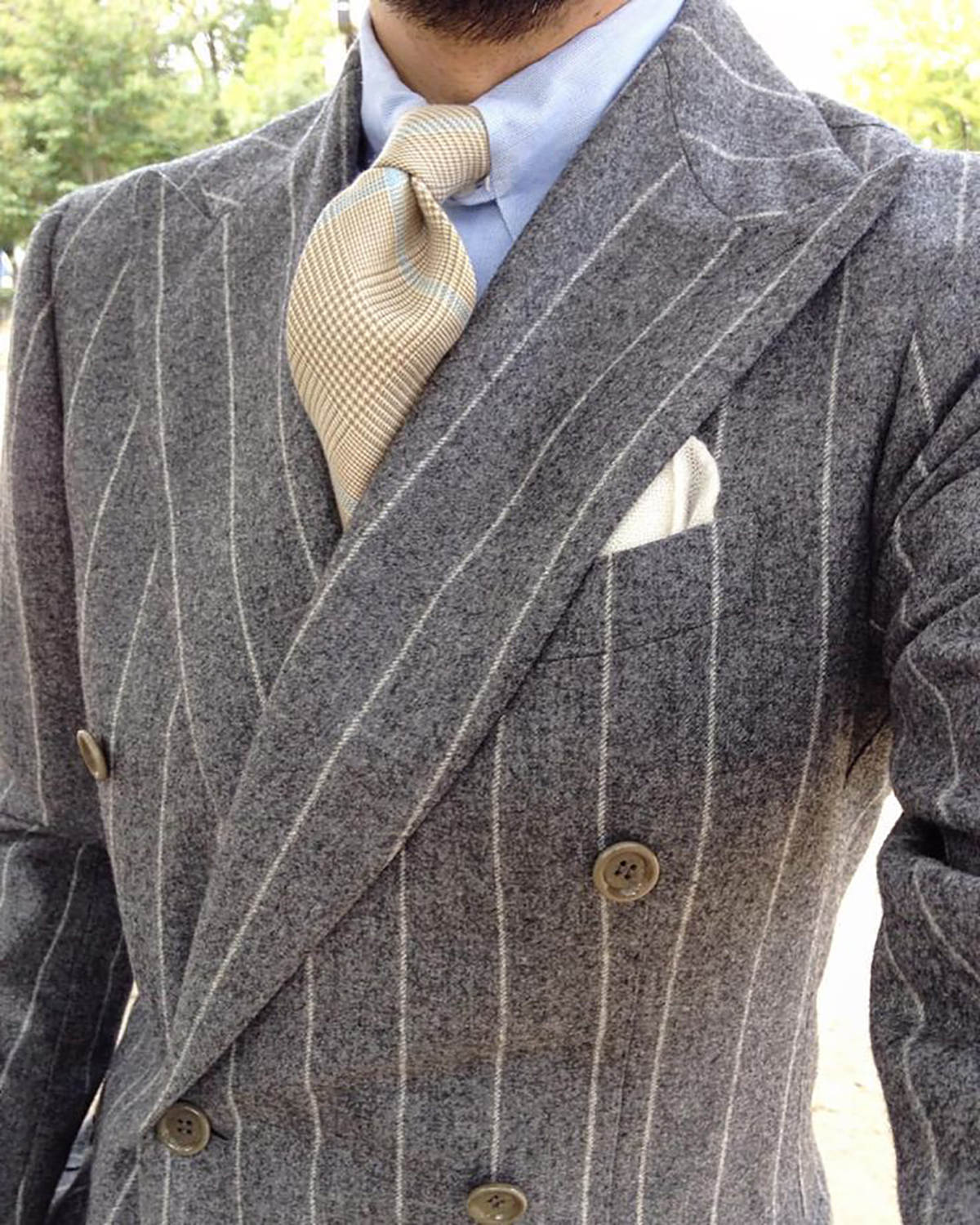Modern Men Suits Pinstripe Flannel 2 Piece Sets Jacket Pants Peaked Lapel Wedding Tuxedos Double Breasted Fashion Suit For Groom Wear Customized