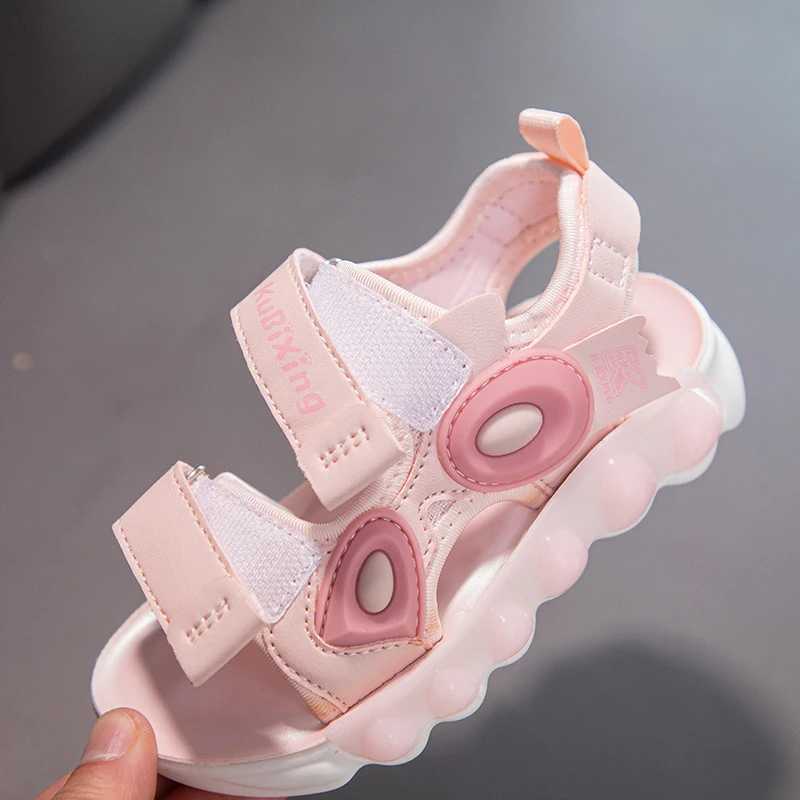 Girls Sandals 2024 Summer New Soft Bottom Girls Princess Shoes Outdoor Leisure Non slip Childrens Beach Sandals W250108