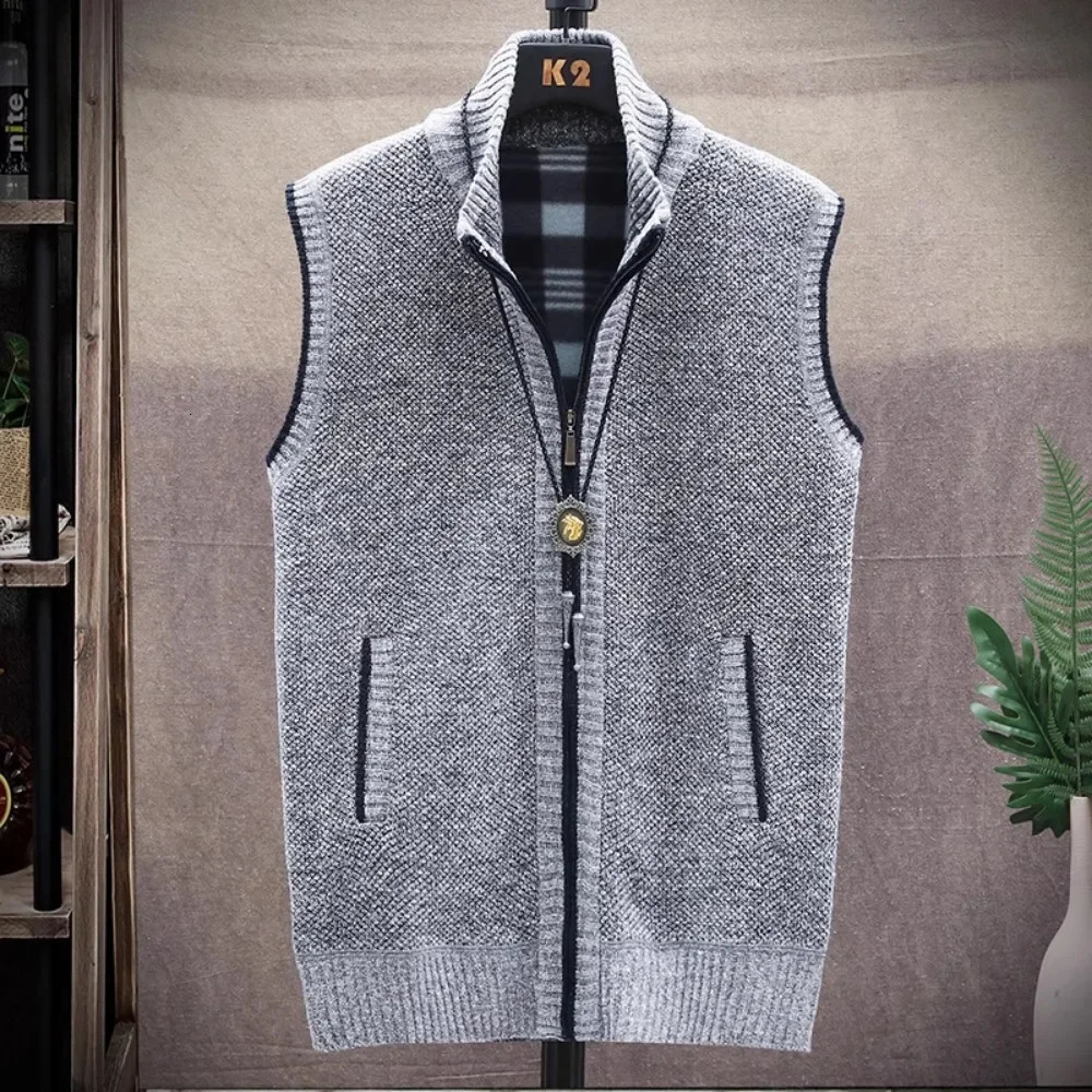 Atutumn and Winter Mens Sweater Cardigan Knitting Vest Dailywear Warmth Thickened Zipper Jacket Waistcoat Male Streetwear 250107