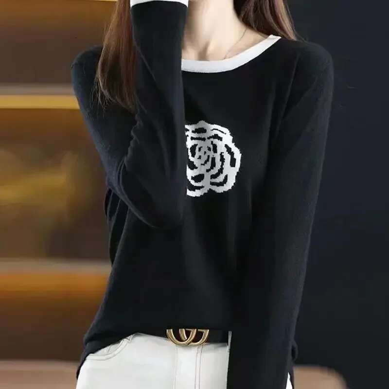 Spring Autumn New Women's Round Neck Contrast Color Worsted Wool Knitted Sweater Elegant And Fashionable Jacquard Type