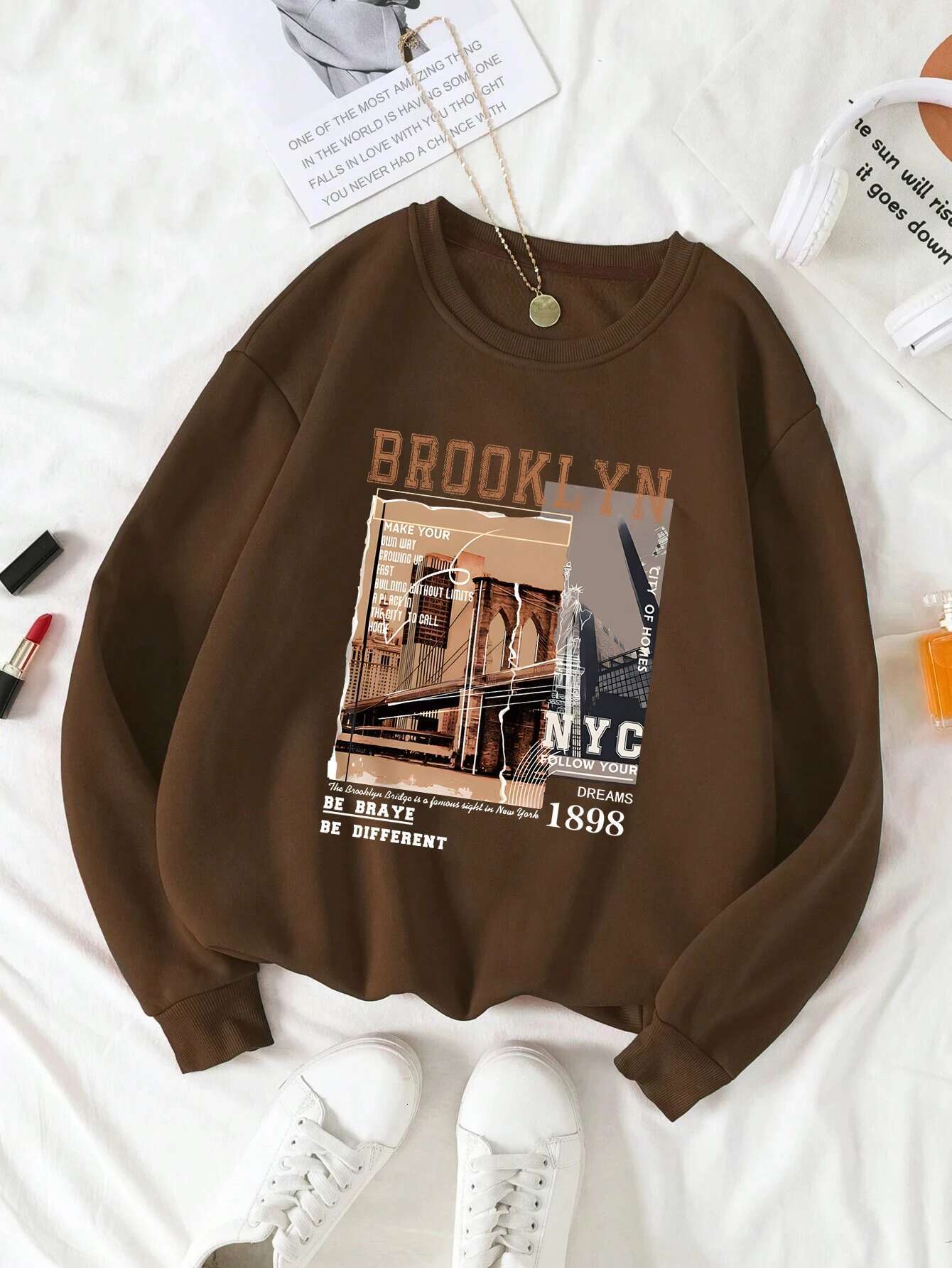 Women's Casual Printed Warm Round Neck Loose Fitting Pullover With Long Sleeves And V-shaped Fashion Designer Sportswear