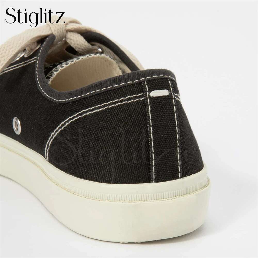 Tabi Canvas for Men Novelty Designer Style Round Split Toe Sneakers Lace up Fashion Flat Custom Colors Casual Shoes