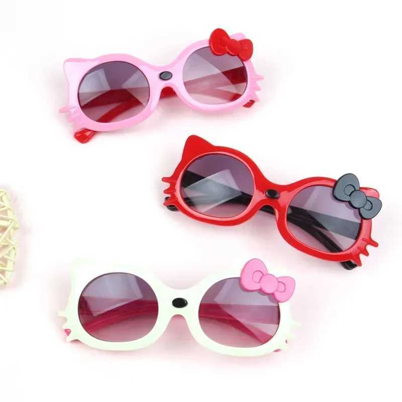 New Childrens Fashion Sunglasses Girl Cute Cat shaped Sunglasses Cute Boy Outdoor Sunglasses UV400 Oculos De Sol W250109