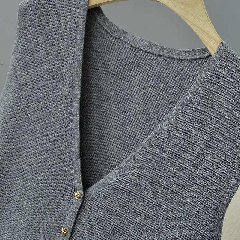 Women's V-Neck Rose Buckle Sleeveless Cardigan Sweater, Autumn Jumpers, Plus Size, 2262