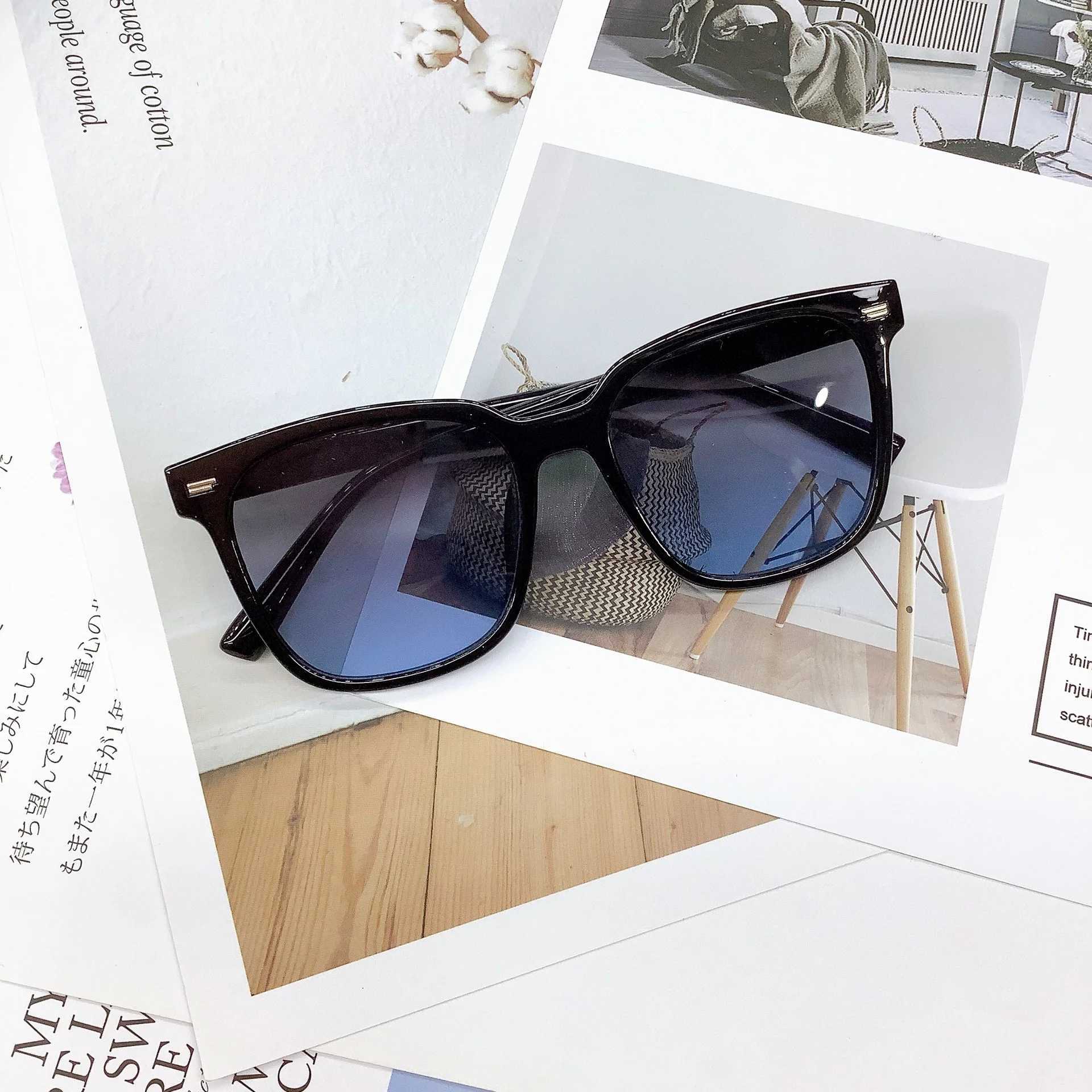 Childrens Sunglasses Fashion Classic Trendy Boys and Girls Sunglasses UV Glasses W250109