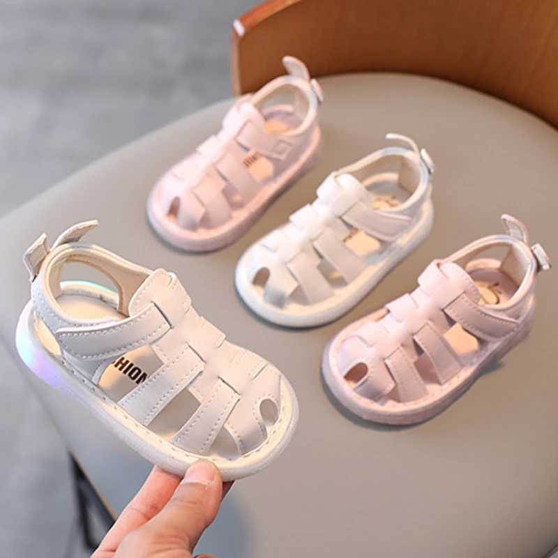 Baby shoes childrens LED light sandals 2023 summer new breathable baby and toddler shoes flash childrens shoes girls princess shoes W250108