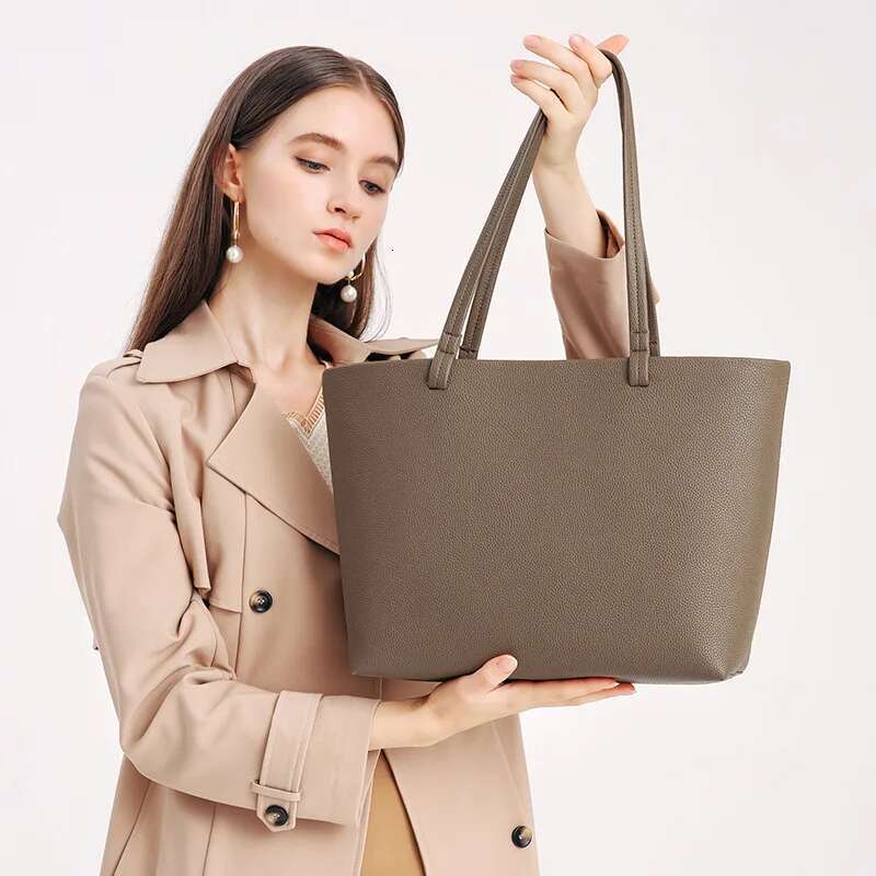 Alirattan New Trend Genuine Leather Bags For Women 2025 Designer Fashion Lady Cowhide Shoulder Casual Shopping Tote Bag