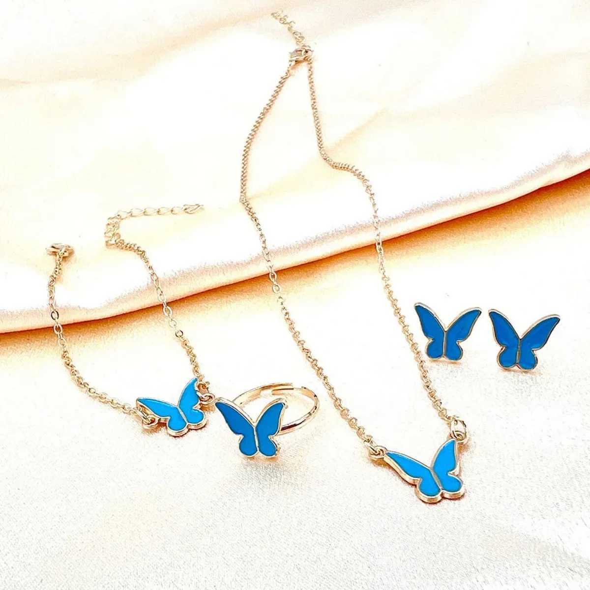 Butterfly Jewelry Sets Crystal Acrylic Romantic Bracelet Ring Necklace Earring Set for Women Wedding Dinner Dr AccoriesXJ250109