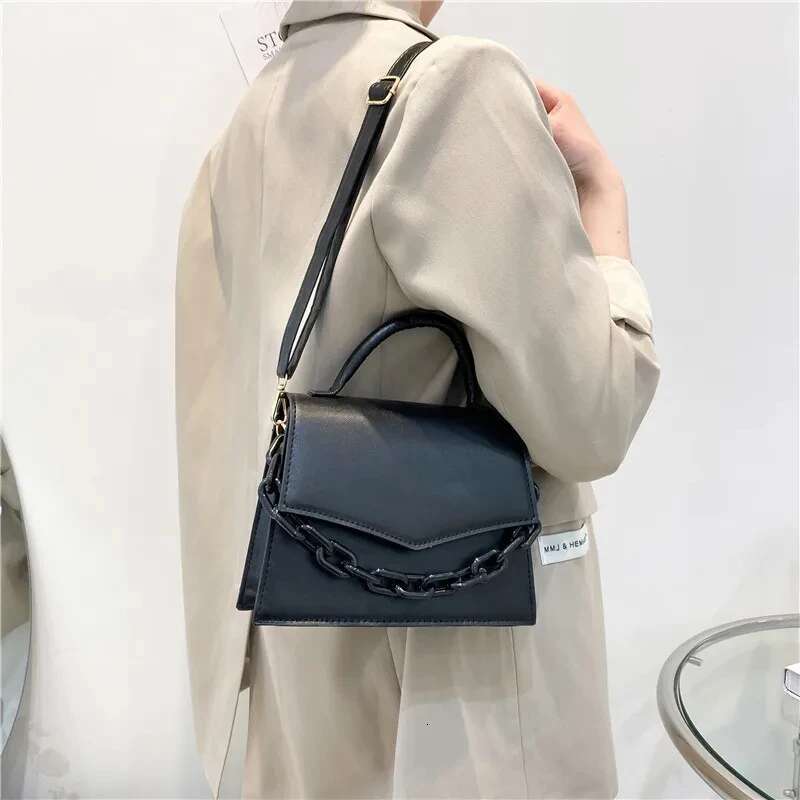 Women Chain Small Female New Fashion Crossbody Shoulder Messenger Handbag Purse Pure Candy Color Hand Bag
